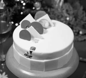 Litchi Rosemilk Delight 1/2 Kg