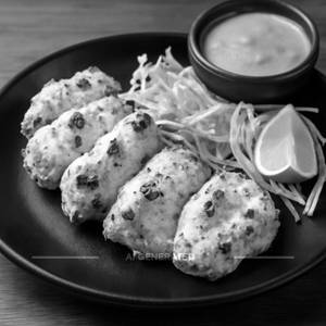 Murgh Sofiyani Tikka