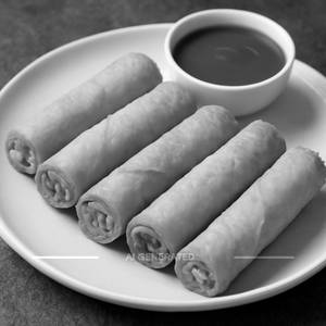 Veg Spring Rolls(6 pcs)