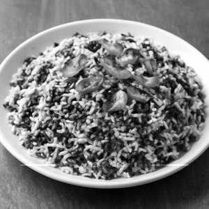 Burnt Garlic Spinach Rice