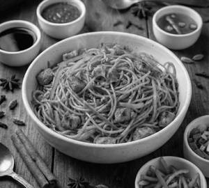 Chicken Schezwan Noodles