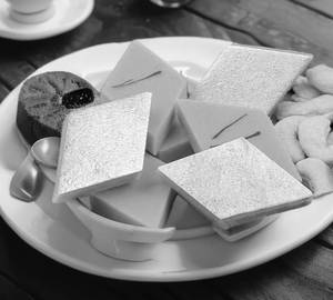 Kesar Kaju Katri 250Gms
