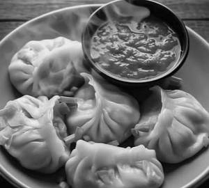 Chicken momos
