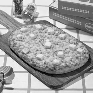 Corn & Cottage Cheese Pizza.