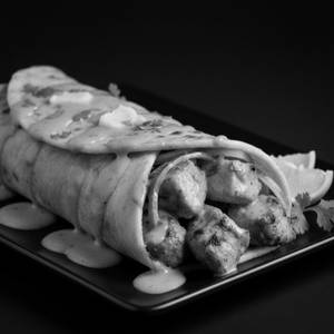 Murgh Makhan Malai Roll.