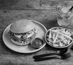 Paneer Burger Meal Combo