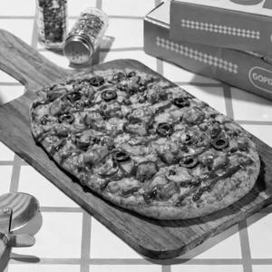 Korean JMT Creamy Chicken Pizza.