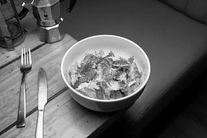 Grilled Courgette & Pomme Salad