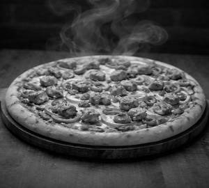 Paneer makhani pizza