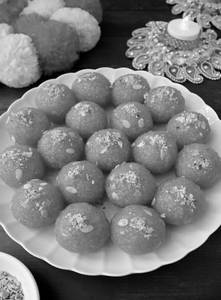 MOTI CHOOR LADDU