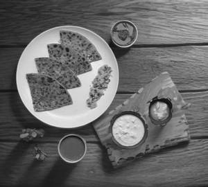 Garlic Parantha