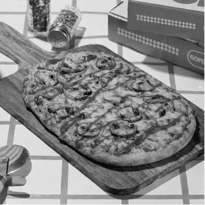 Korean JMT Creamy Mushroom Pizza.