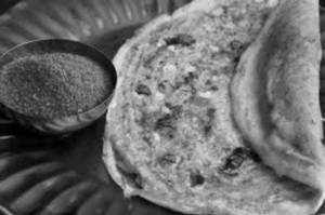 Egg Onion Podi Dosai