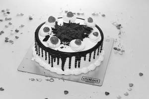 Choco Vanillaa Cake
