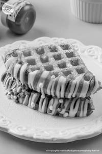 Milk chocolate waffle