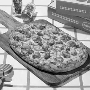 Pepper Chicken Pizza.