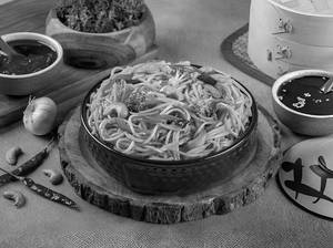 Veg Singhapoori Noodles