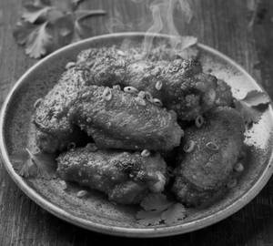 Smokey Barbecue Sauce Wings