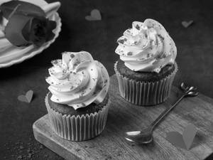 Red Velvet Cup Cake - Set of 2