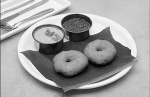 2 Vada with Sambhar