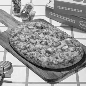Paneer Makhni Pizza.
