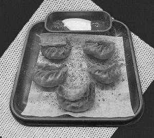 Chicken momos  [5 pieces]