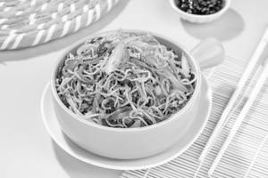 Three Pepper Noodles Veg (Mc)