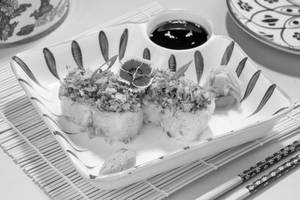 Veg California Sushi Roll (Mc)