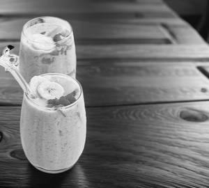Red Banana Milk Shake