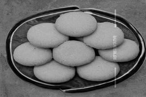 Besan Khatai