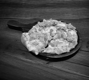 Chicken Dominator Pizza