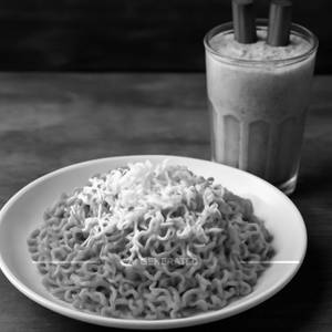 Tandoori Cheese Maggie + Kitkat Shake