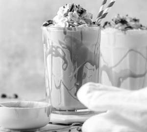 Cashew Butterscotch Milkshake