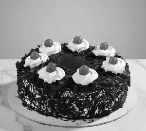 Black Forest Round Cake