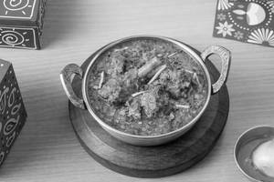 Massi's Sindhi Mutton Signature Dish]
