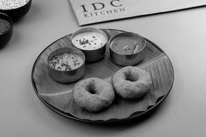Udhin Vada 2pcs