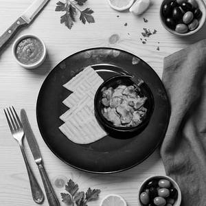 Chicken Livers With Pita Bread