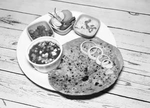 Chole with chapati combo