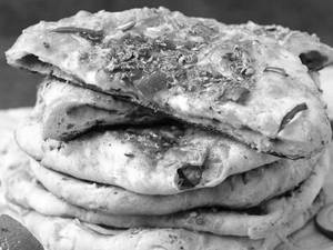 Stuffed Kulcha