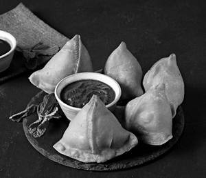Punjabi Samosa (4)