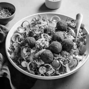 Arabic Falafel Salad