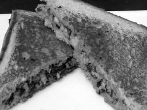 Paneer Chilli Toast Sandwich