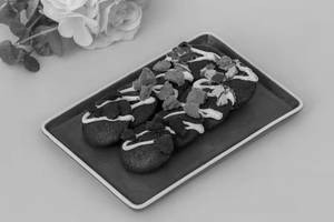 GBW Triple Chocolate Mini Pancakes [8 Pieces]