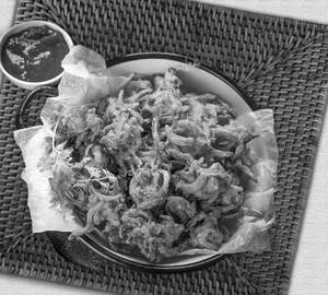 Pyaz Pakode [6pcs]