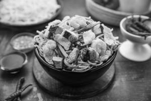 Pork Mixed Hakka Noodles