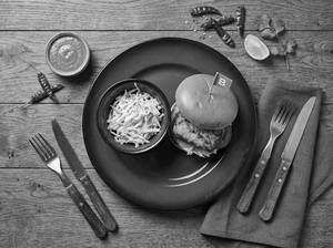 Spicy Paneer N Onion Burger