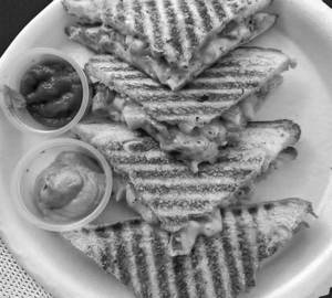Tandoori Paneer Sandwich