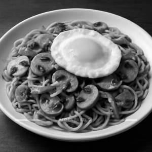 Egg mushroom noodles