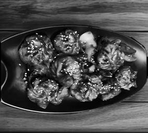 Veg barbeque momos
