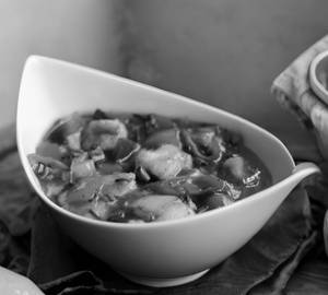 Schezwan  paneer  [gravy] [Half]